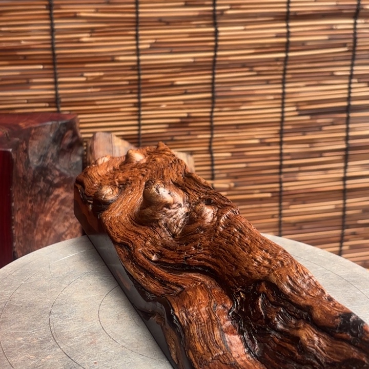 迅***儿大叶紫檀（黑酸枝木类）