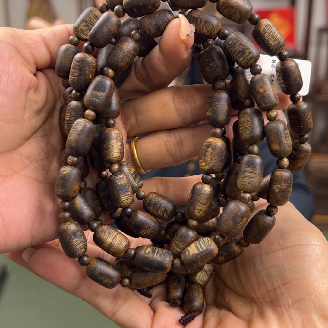 沉香手串海南流油王留疤卡9/31g多圈多样性发一