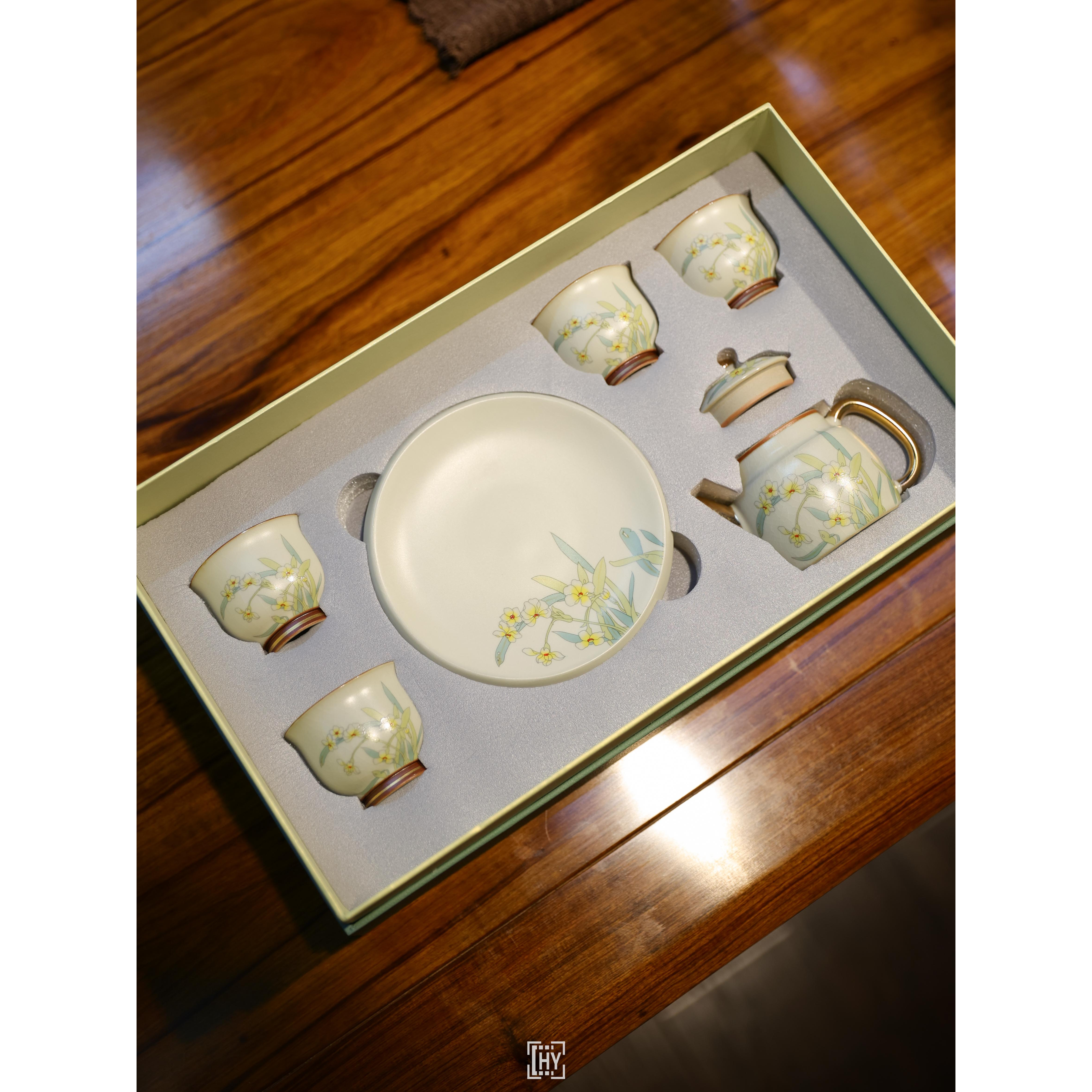 青花兰花茶具套装家用办公陶瓷杯礼盒