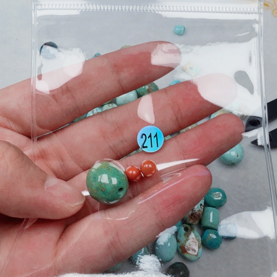 南红玛瑙未镶嵌珠宝奇石大**r