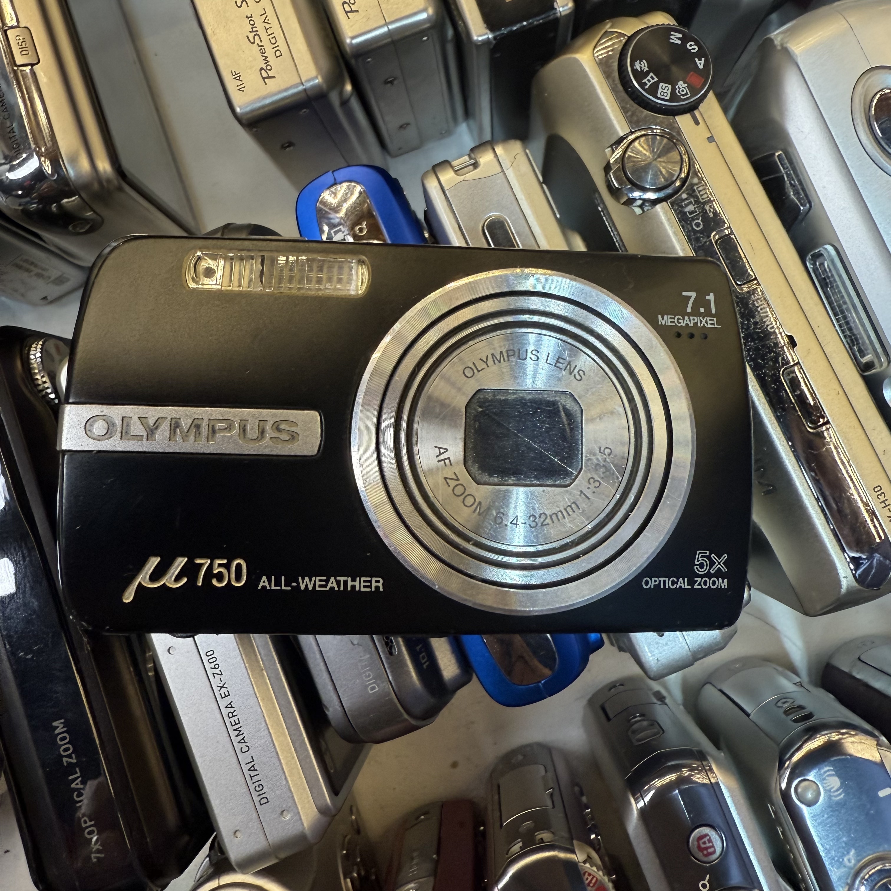 95新 Olympus/奥林巴斯 奥林巴斯U750 自备XD卡和读卡器