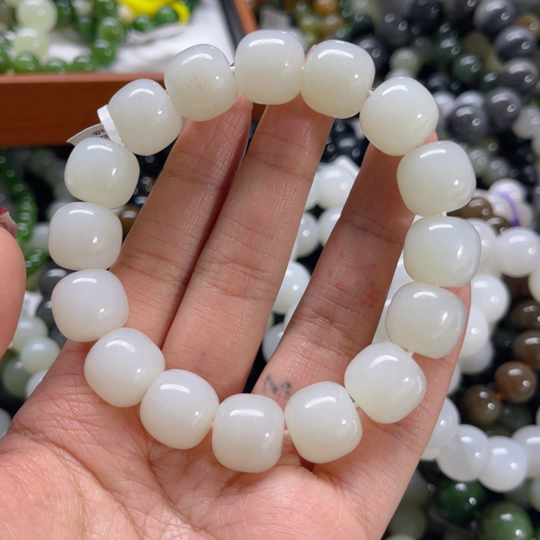 未镶嵌手链和田玉