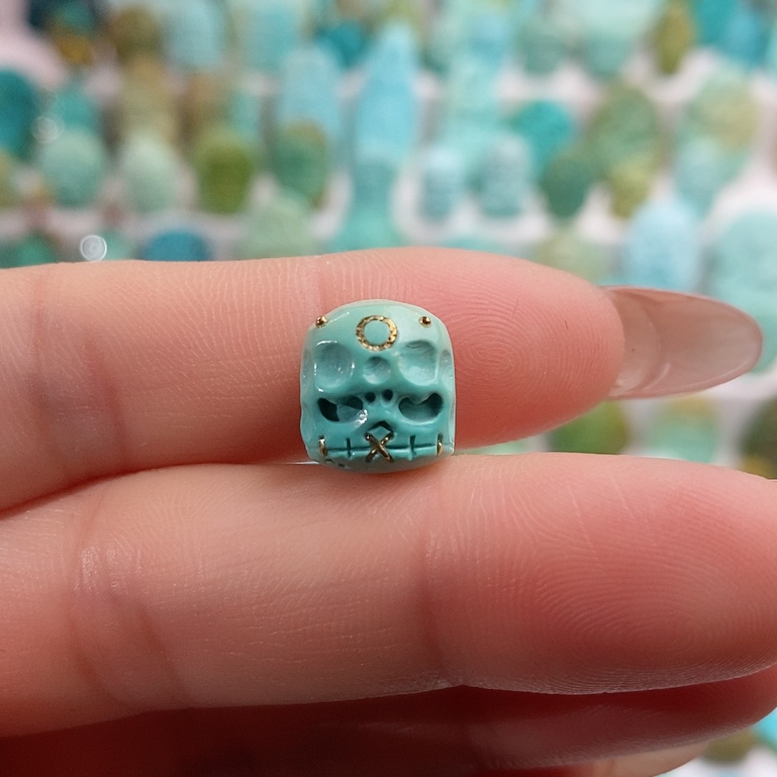 绿松石绿松石未镶嵌