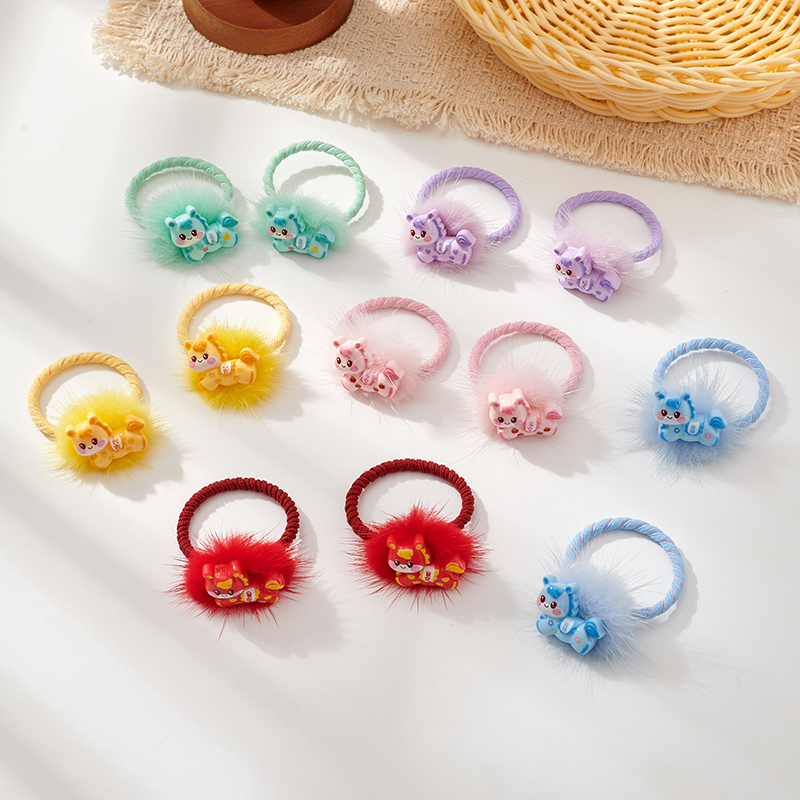 新年款可爱小马毛绒发圈女童毛球发绳头饰高弹力加粗头绳发饰头饰