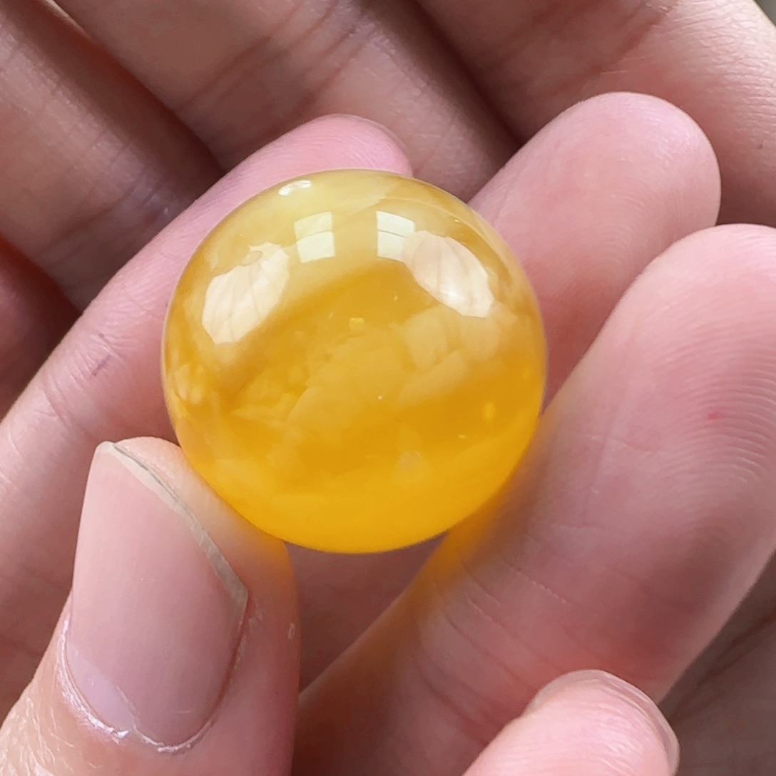 琥珀裸石未镶嵌蜜蜡