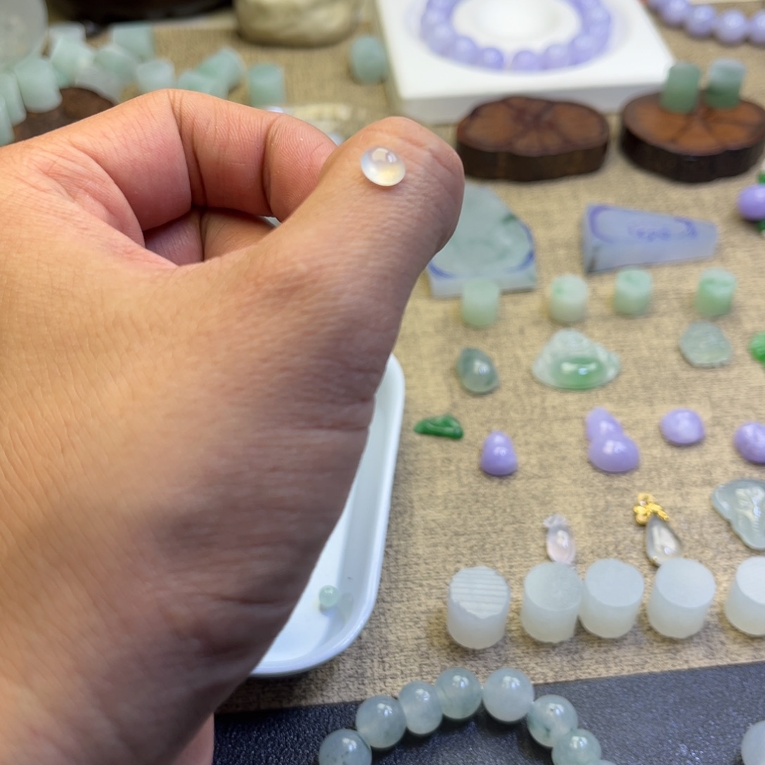 定制翡翠未镶嵌我