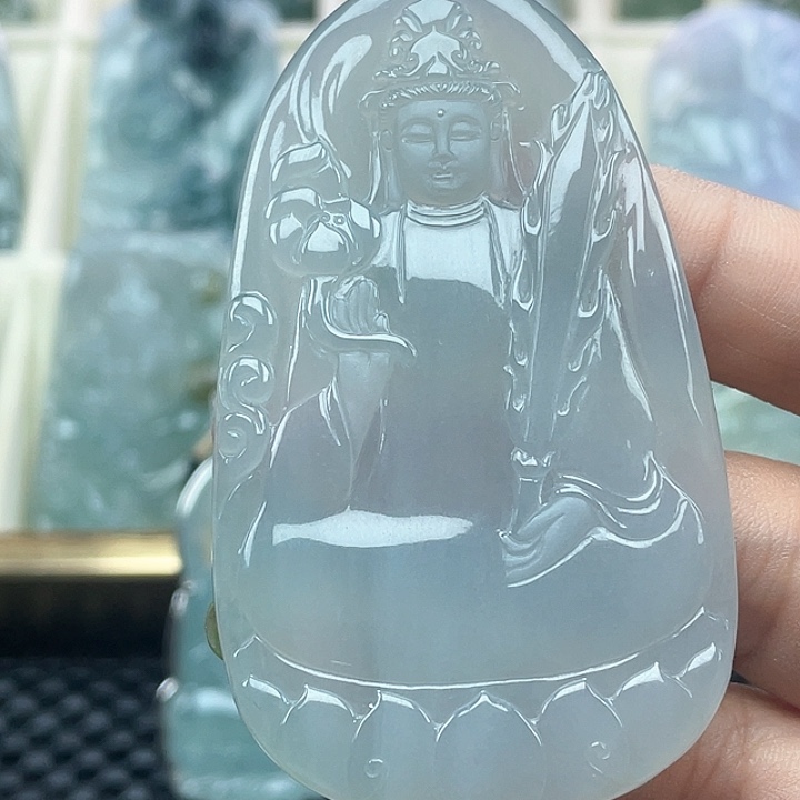 颈饰未镶嵌翡翠容*天然缅甸翡翠A货虚空藏菩萨