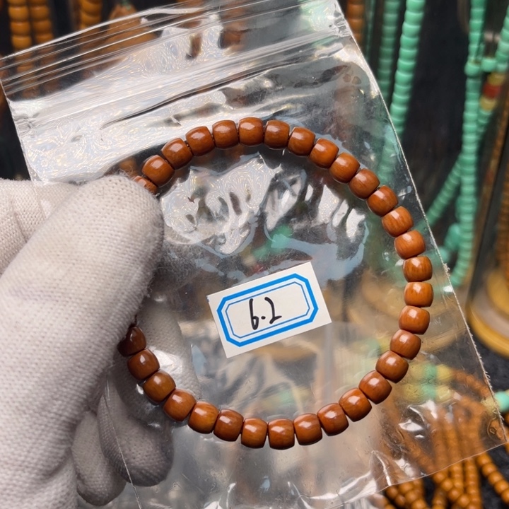 橄榄核吊坠哈哈哈