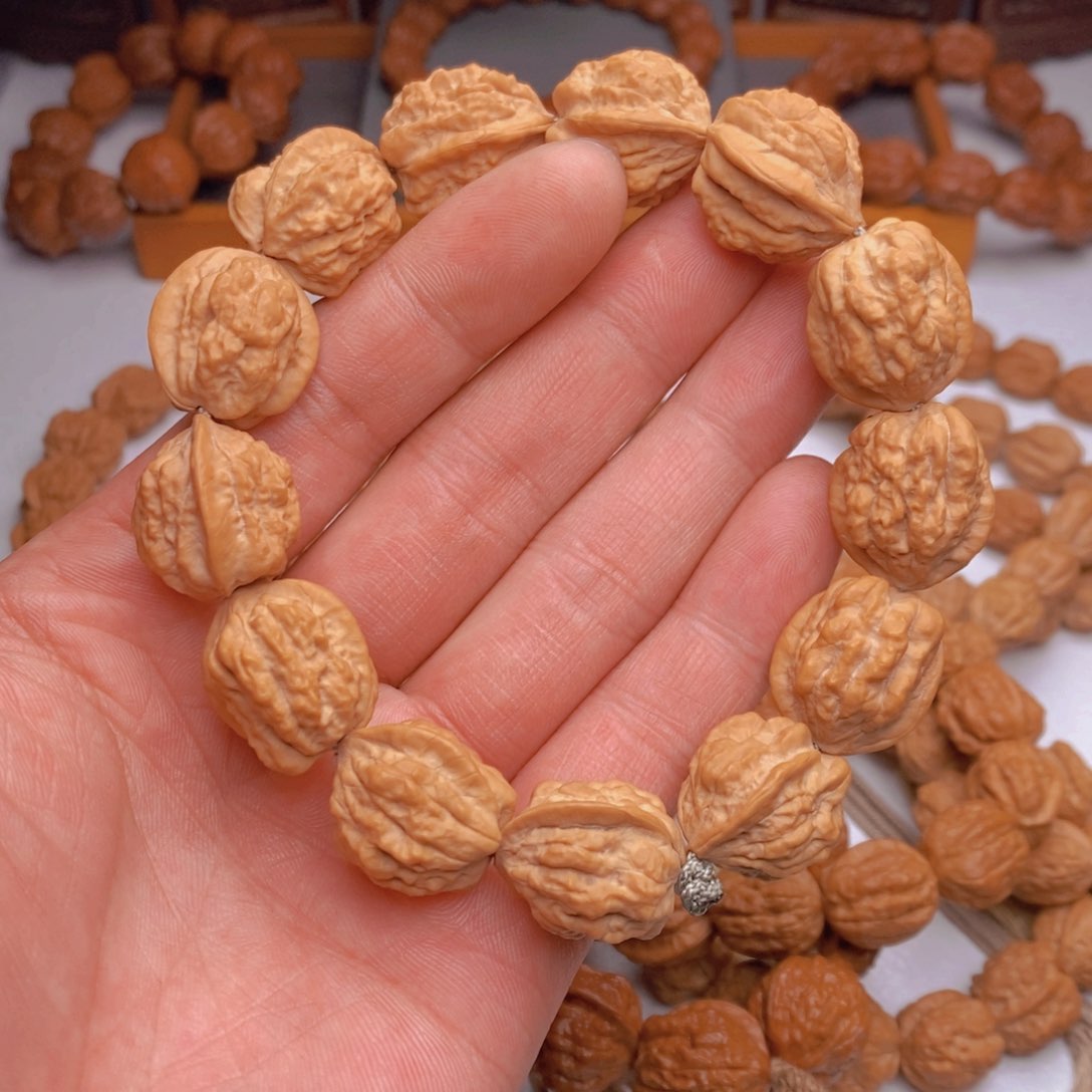 桃核手串蛤蟆头尺寸19