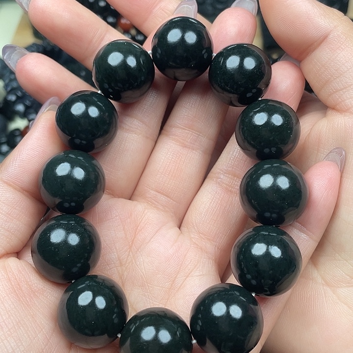 然***飞和田玉未镶嵌手链