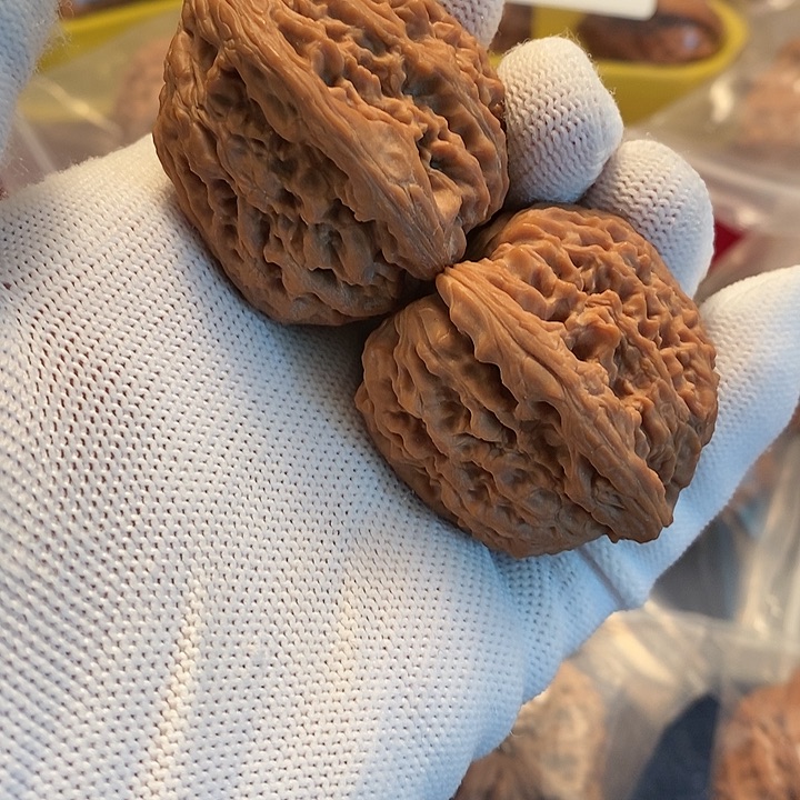 【闪购商品】文玩核桃吊坠南疆