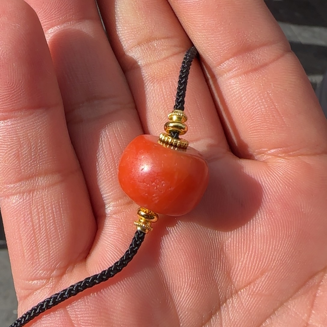 南红玛瑙未镶嵌颈饰