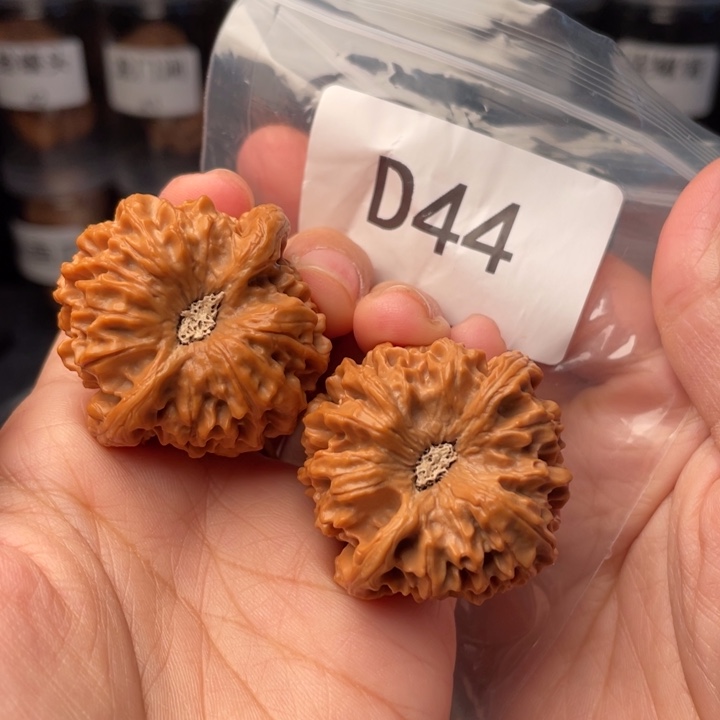 文玩核桃把件正****甲全品40龙门涧