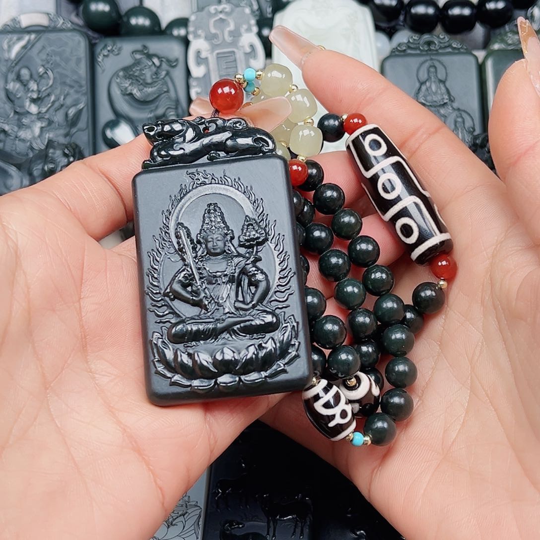 和田玉颈饰未镶嵌