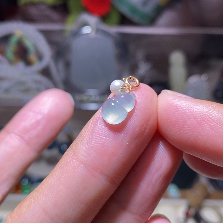 天然缅甸A货翡翠18K金万能扣镶嵌冰种起光饱满葫芦提溜吊坠120