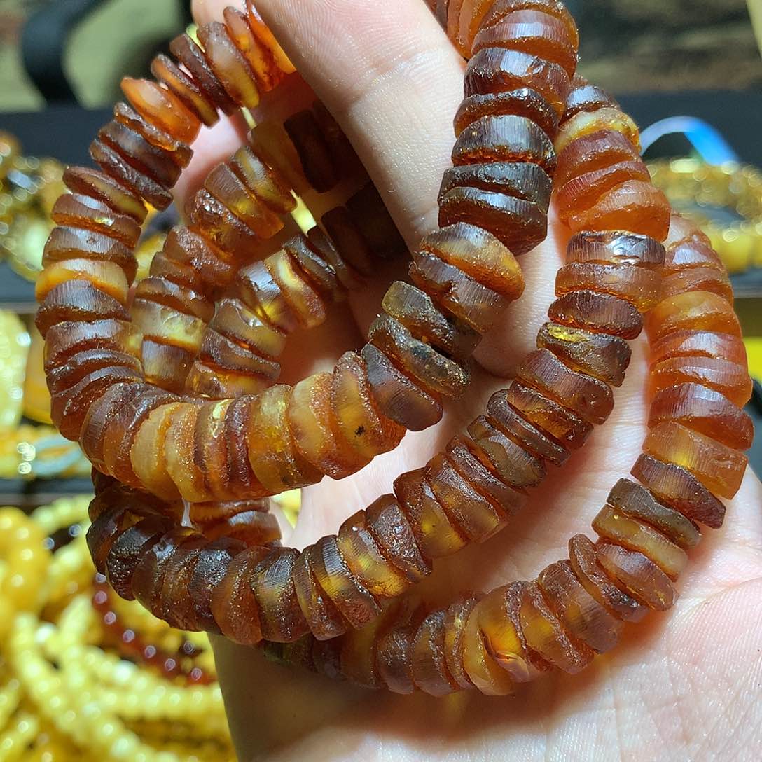 未镶嵌琥珀珠宝奇石多样性发其一