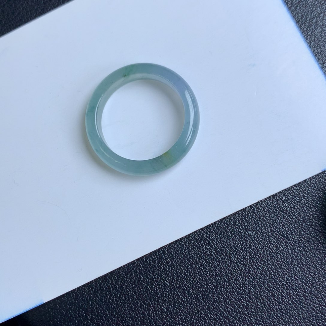翡翠颈饰未镶嵌?***?翡翠