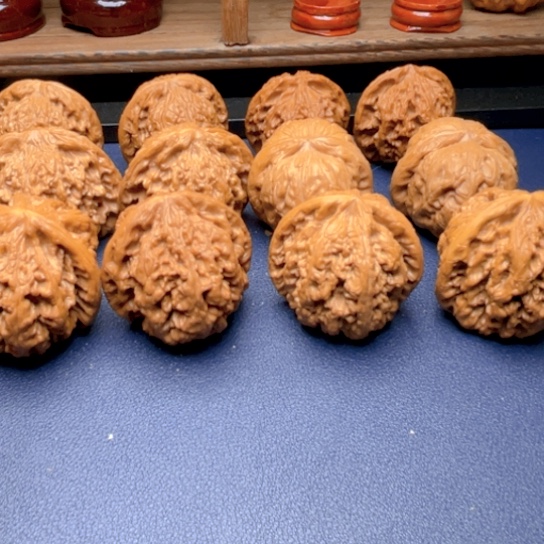 文玩核桃吊坠晴****元宝