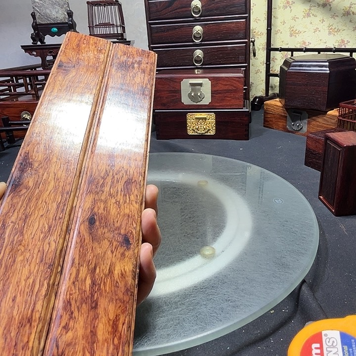 非洲紫檀（红花梨）大叶黄花梨