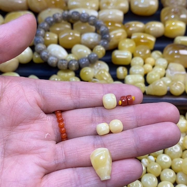 未镶嵌琥珀裸石无**谓天然琥珀蜜蜡配饰