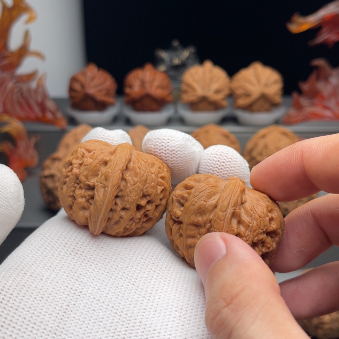 文玩核桃把件38*35元宝