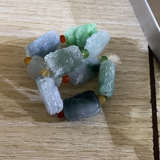 未镶嵌定制翡翠牌子