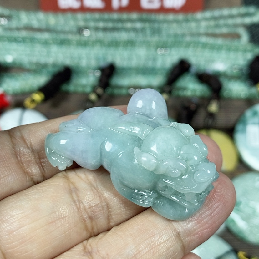 【闪购商品】翡翠颈饰未镶嵌玉吊坠翡翠玉三脚貔貅吊坠