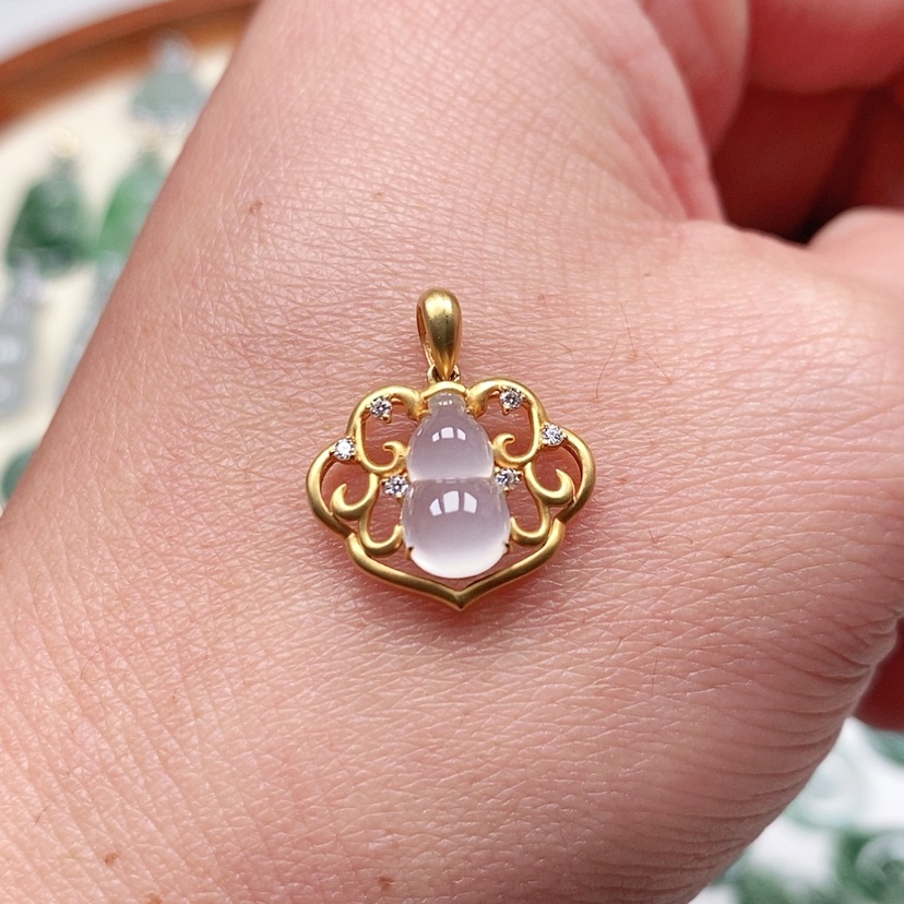 【闪购商品】翡翠吊坠(不含链)18K金镶嵌