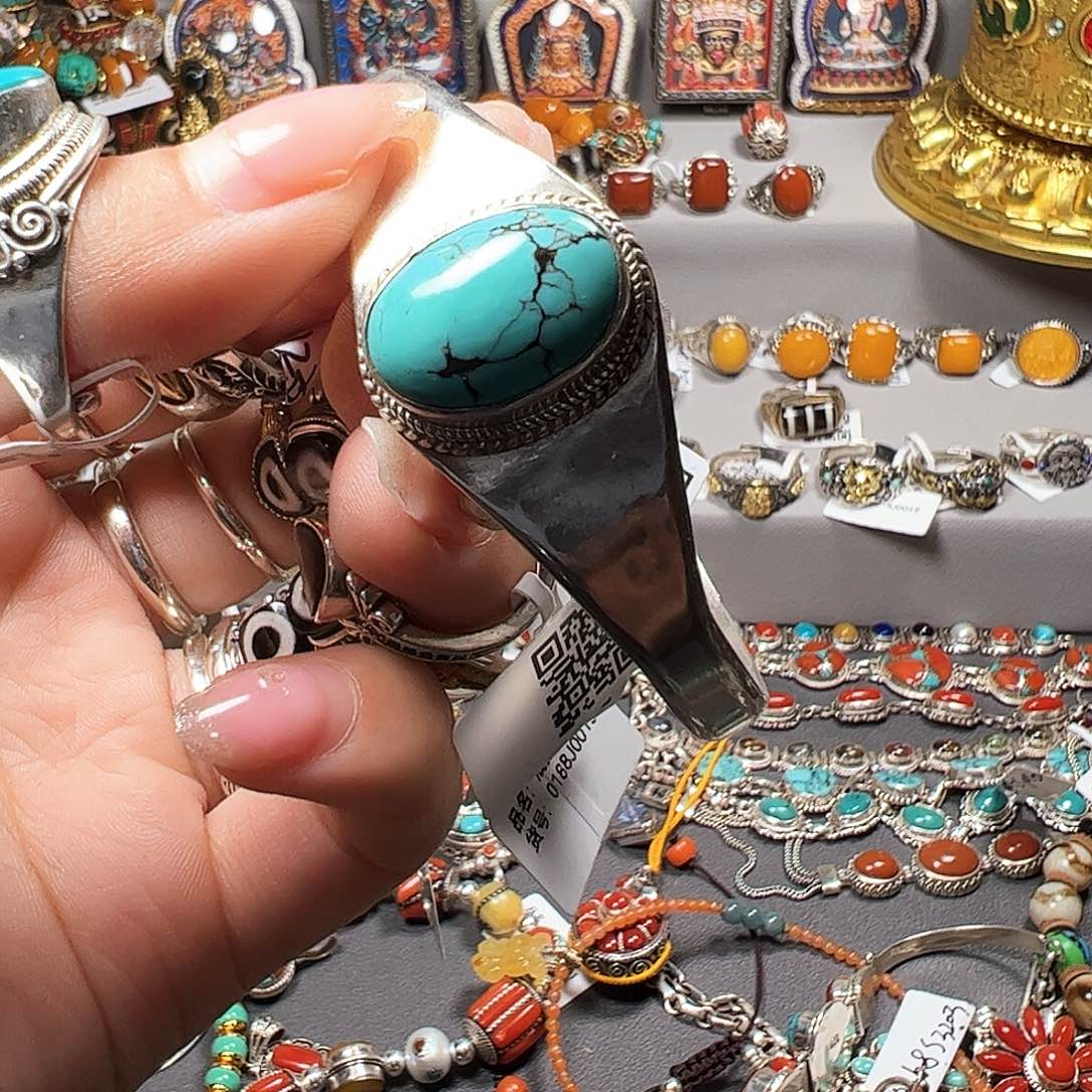 泥塑小*鲨藏地密码藏族