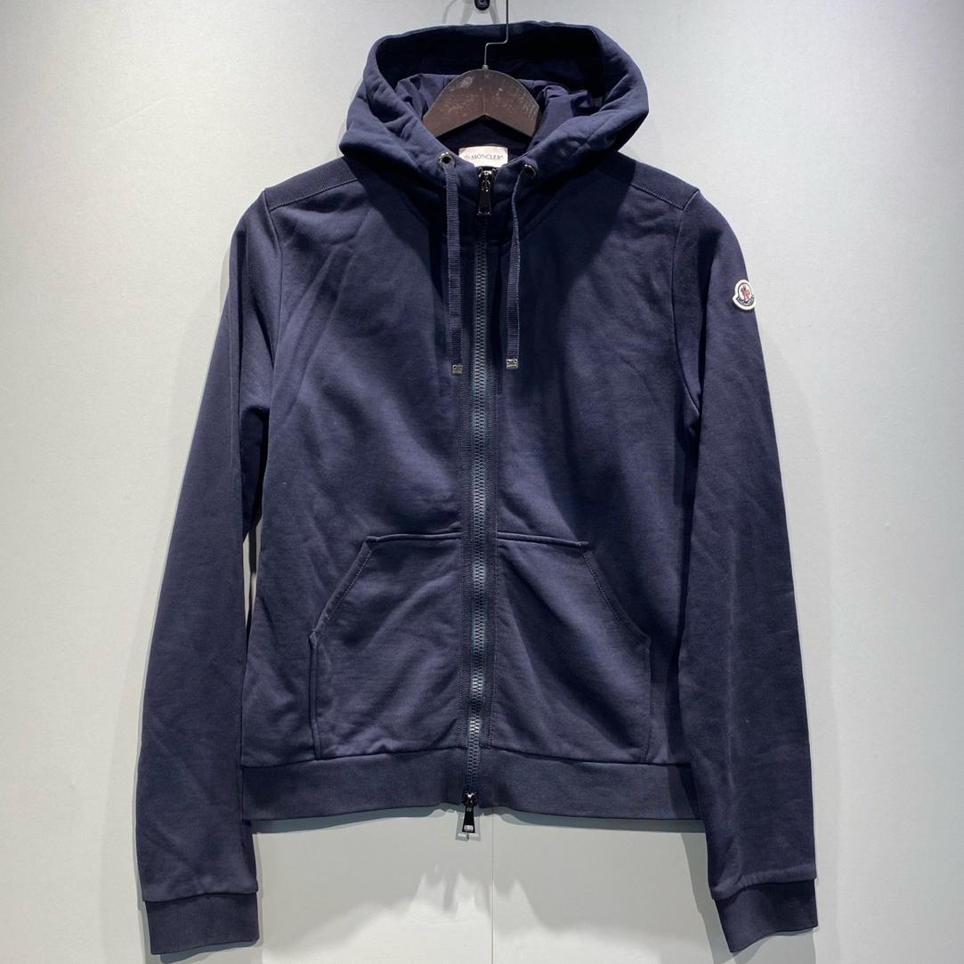 95新 MONCLER 蒙口 经典徽标拉链帽衫/m码/0563