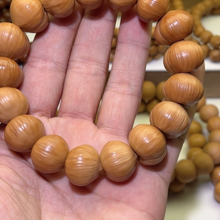 艾***修猴头核桃吊坠猴头手工屁桃