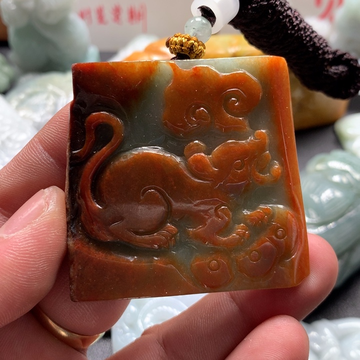 翡翠未镶嵌颈饰保真天然a货翡翠