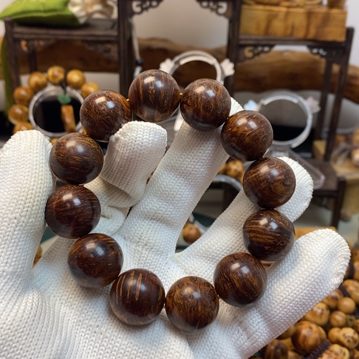 柏木卟**啨太行崖柏2.0陈化黑金雪花变异瘤爆满