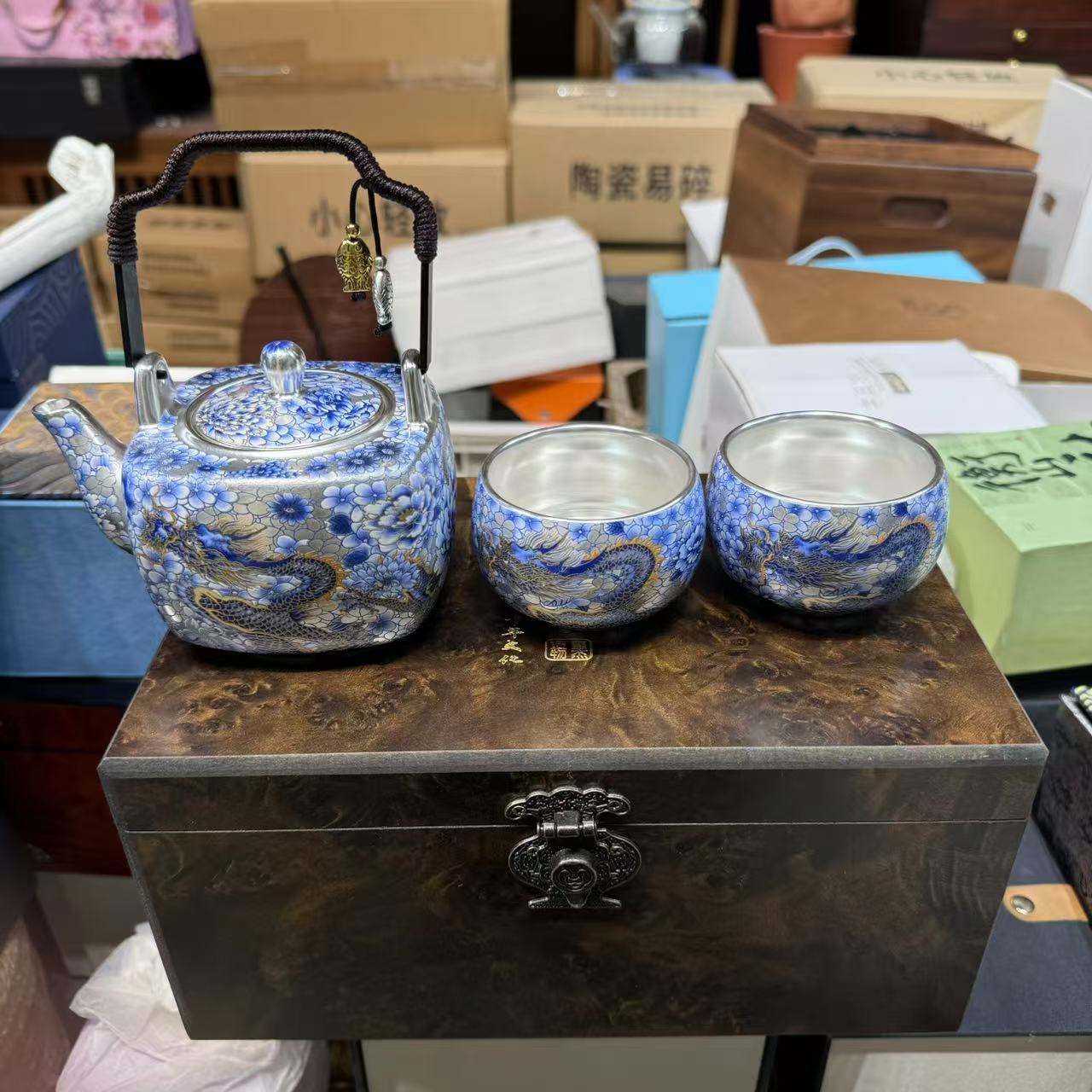 周鸿杰青花鎏银提梁龙茶壶套组  1518