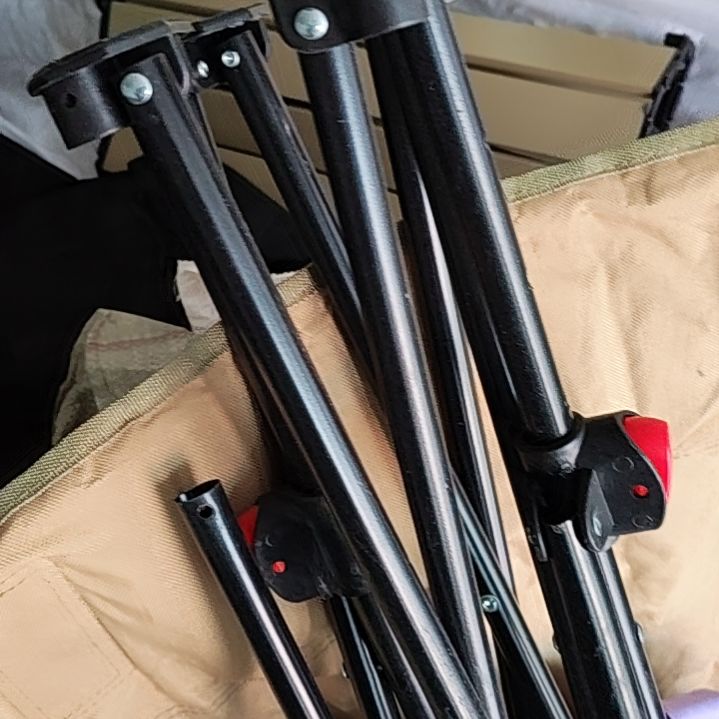 紫色的凳子瑕疵款发一个