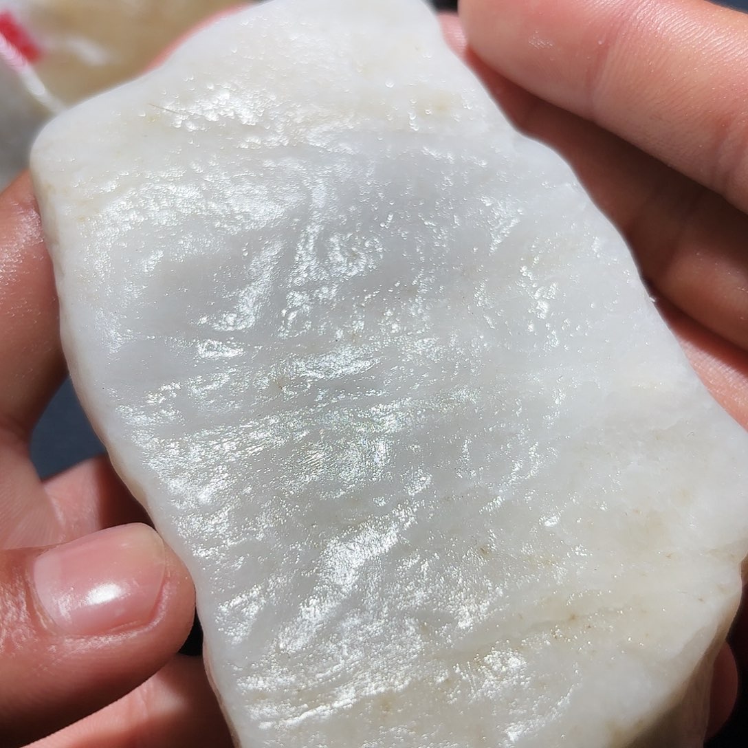 和田玉未镶嵌珠宝奇石