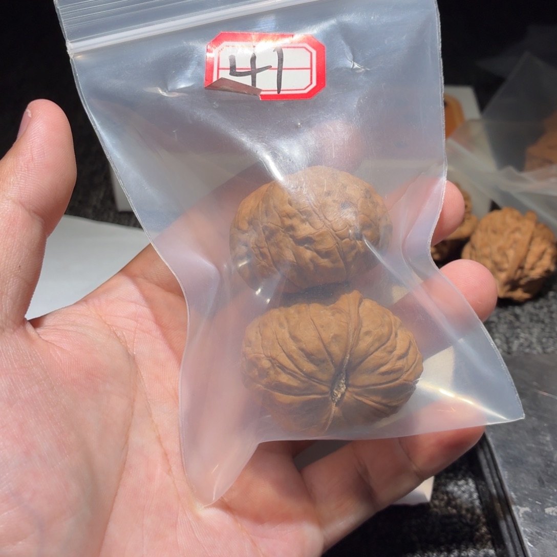 空***趣吊坠猴头核桃4687543336