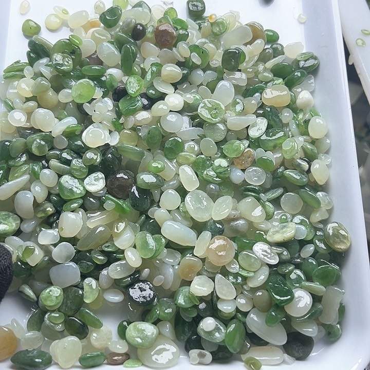 和田玉（糖玉）和田玉边角料9K金镶嵌亚*