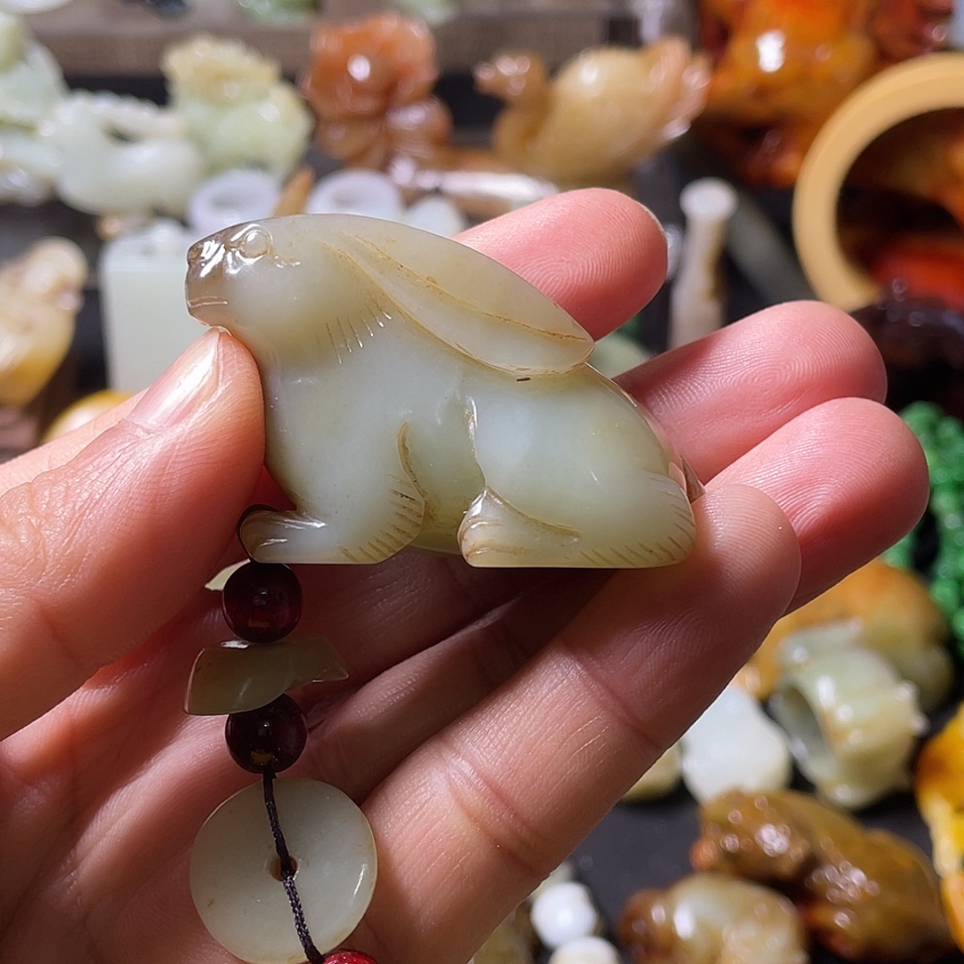 独***旅和田玉（糖玉）未镶嵌颈饰