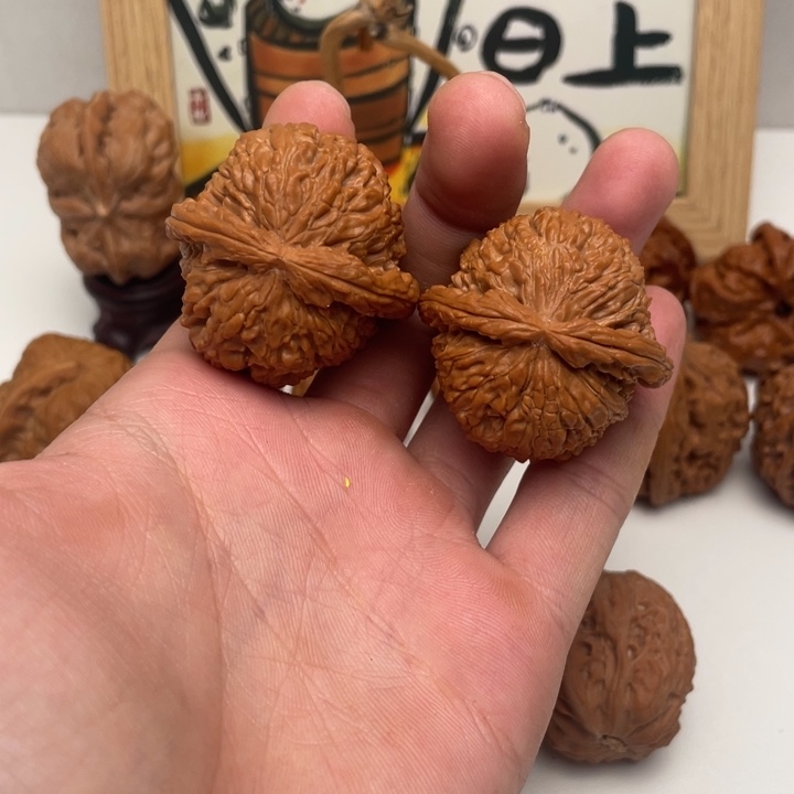 文玩核桃吊坠(闪购商品）把玩文玩核桃白狮子