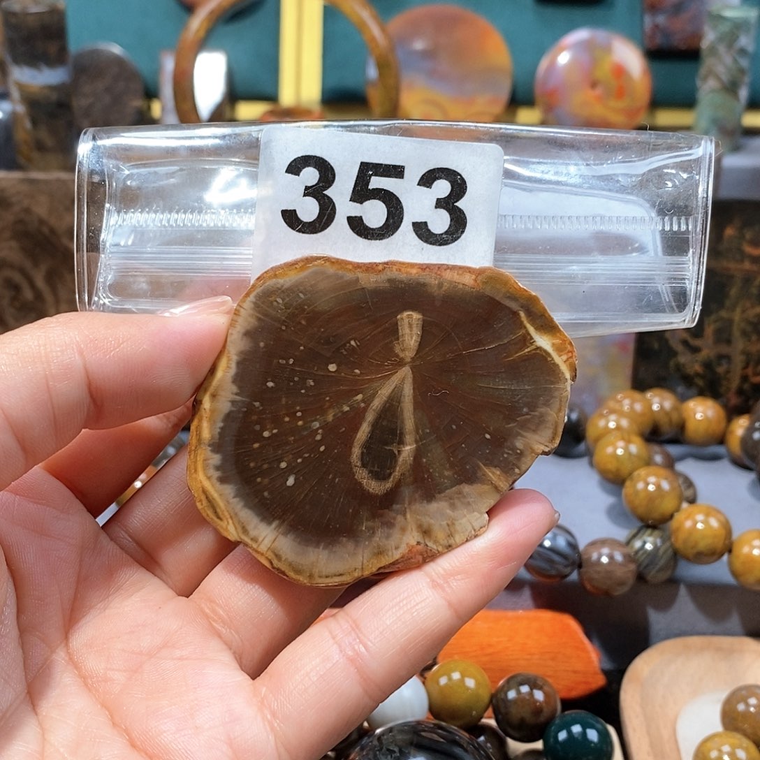硅化玉天然北票硅化玉原石未镶嵌天然北票硅化玉原石