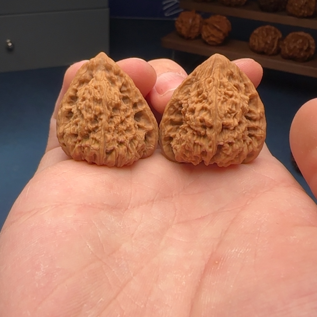 里***南L30-27-31异形南将石31号