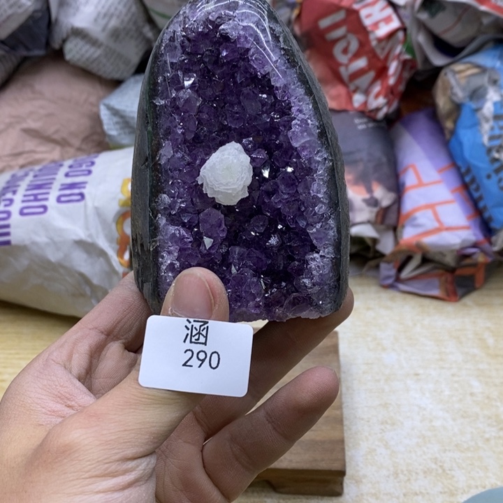 水晶大型摆件（非配饰）未镶嵌