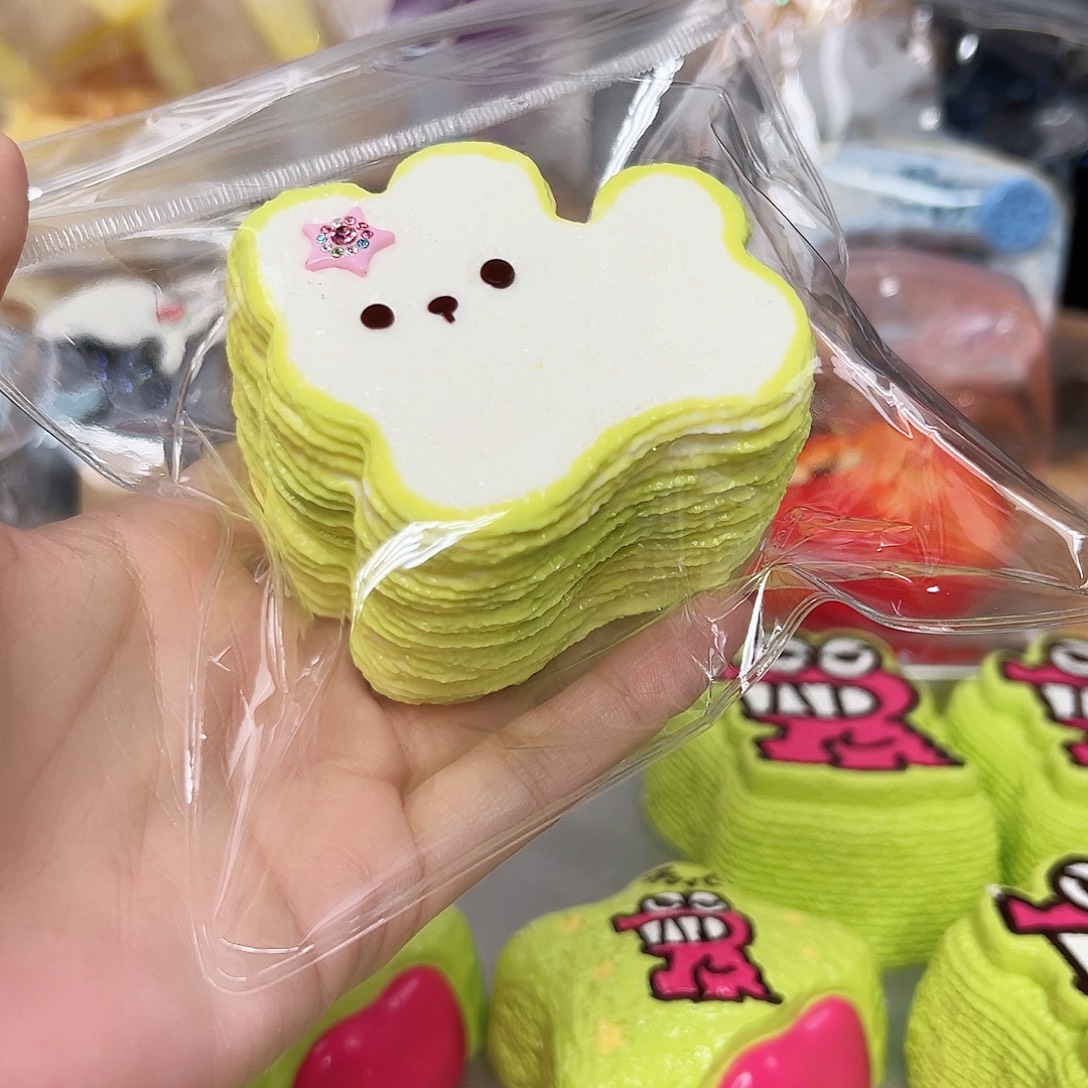 硅胶瑕款绿色小兔上层160g