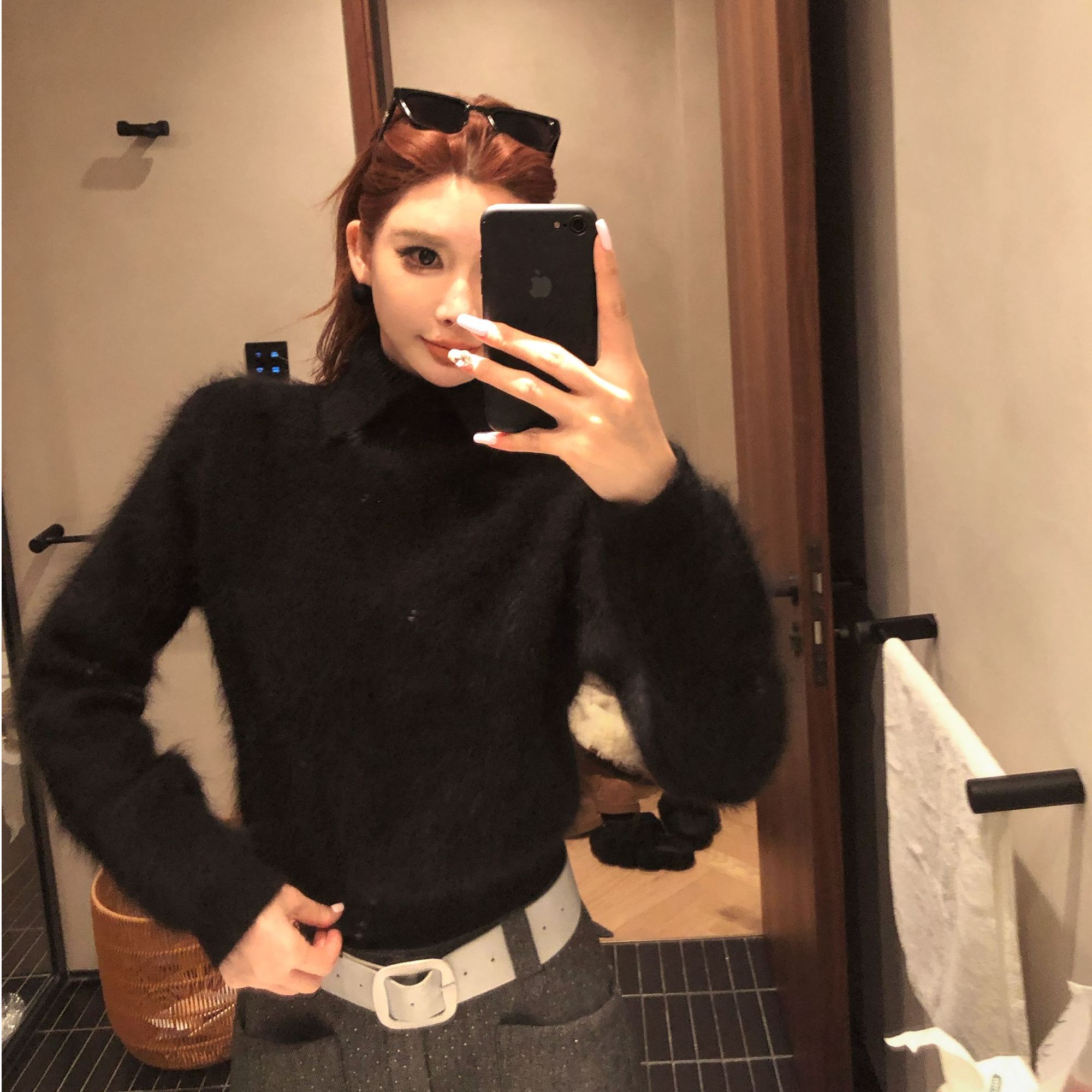 婉君Y【氛围女神】羊毛+兔毛 雪雕纱线”重磅拉长毛毛衣LWJ25D4M3660