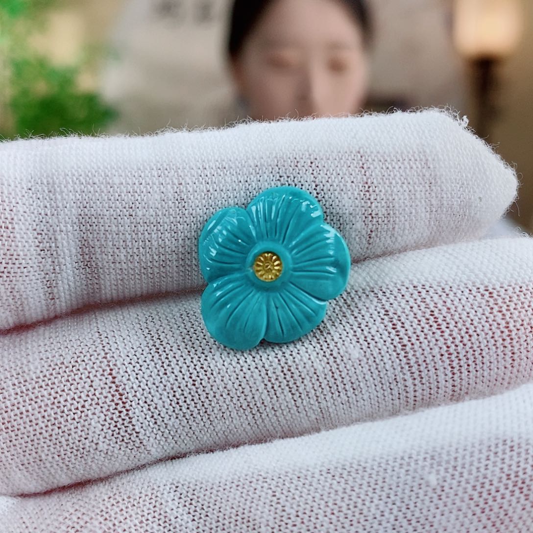 未镶嵌绿松石珠宝奇石