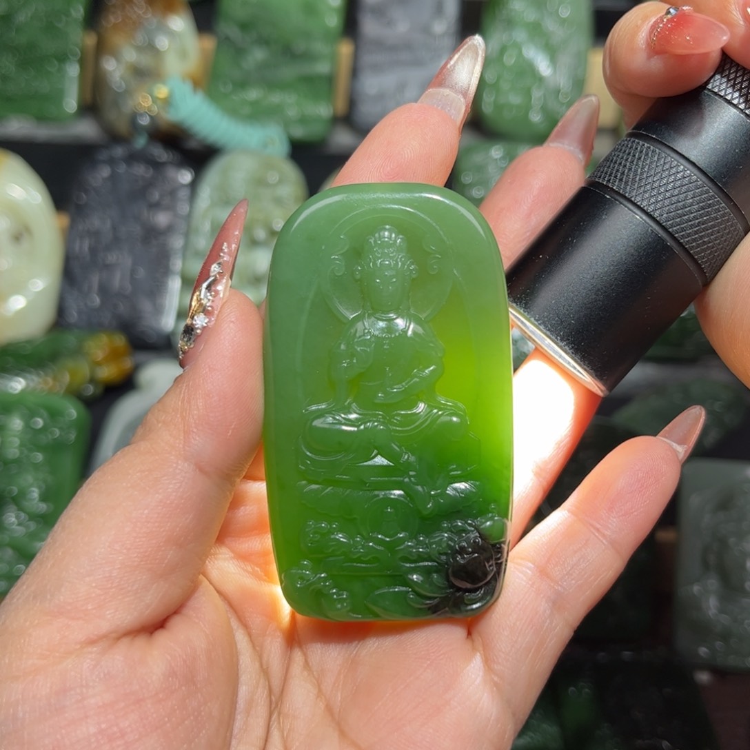 和田玉挂件未镶嵌