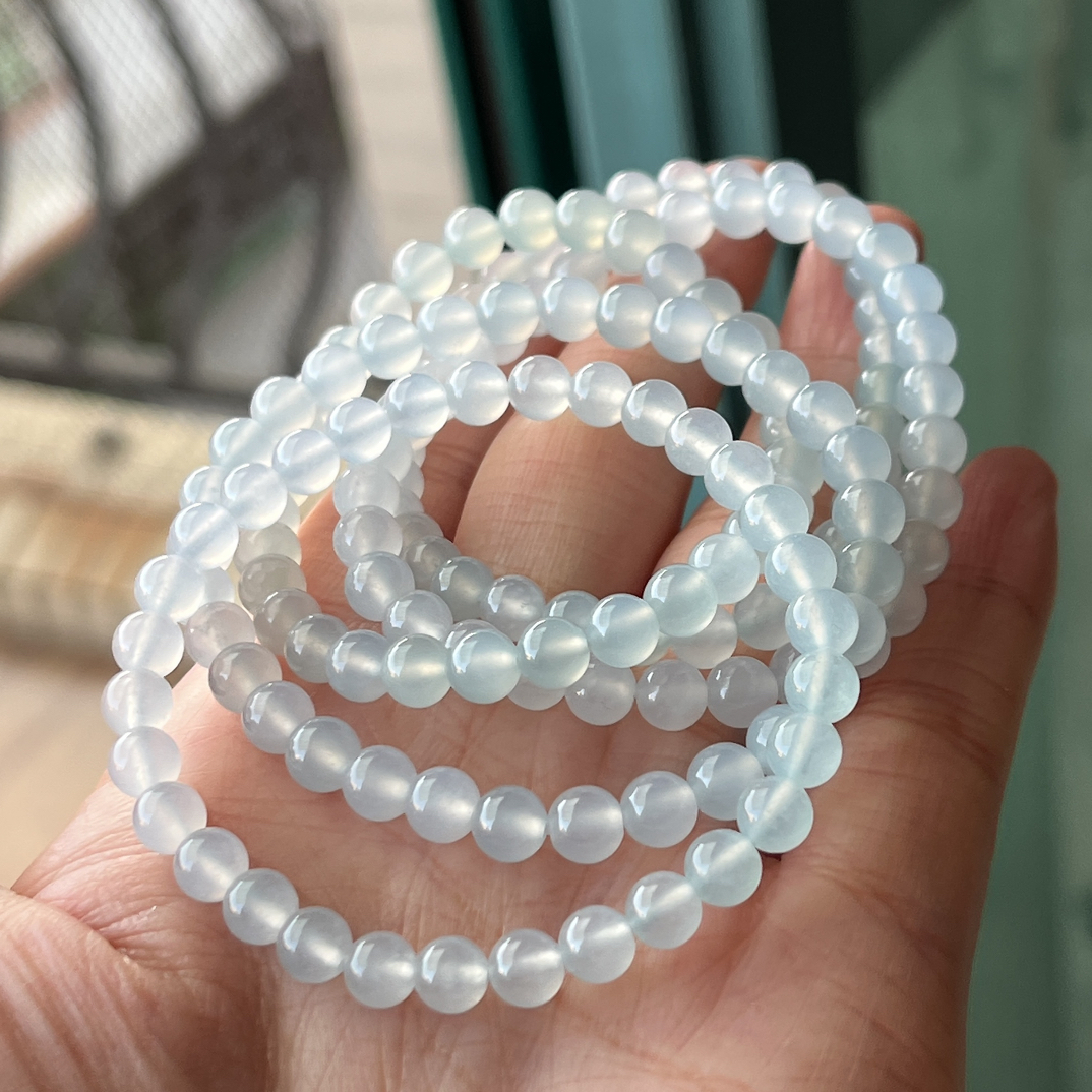 卡6左右正冰起胶料白底缅甸翡翠A货手串多样性发货发一条