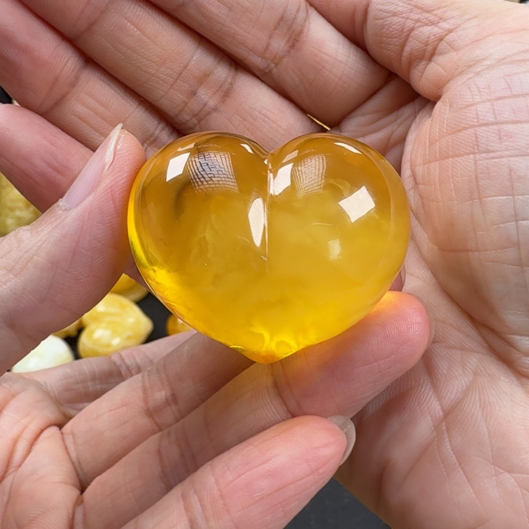 大***家蜜蜡未镶嵌颈饰蜜蜡