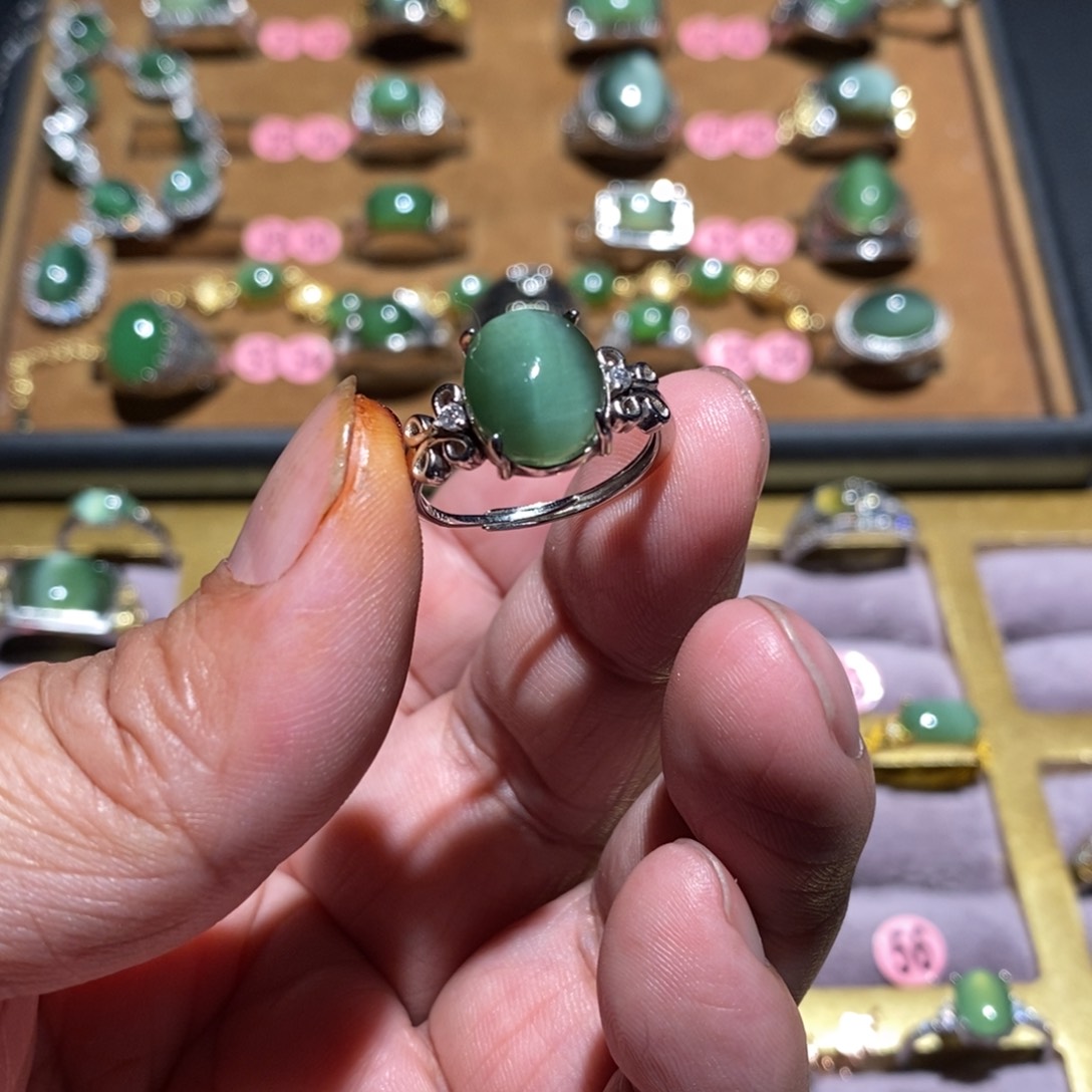 和田玉（碧玉）戒指未镶嵌